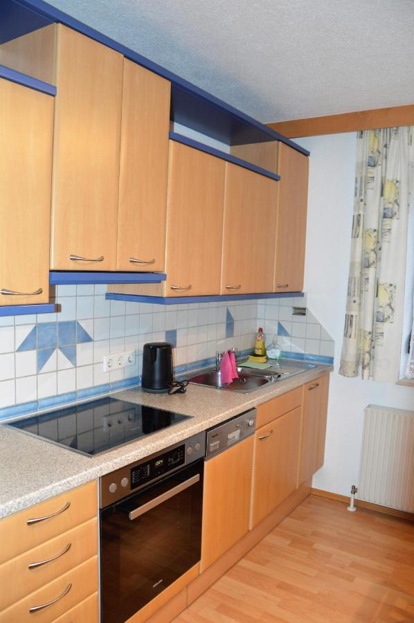Streng Apartment *